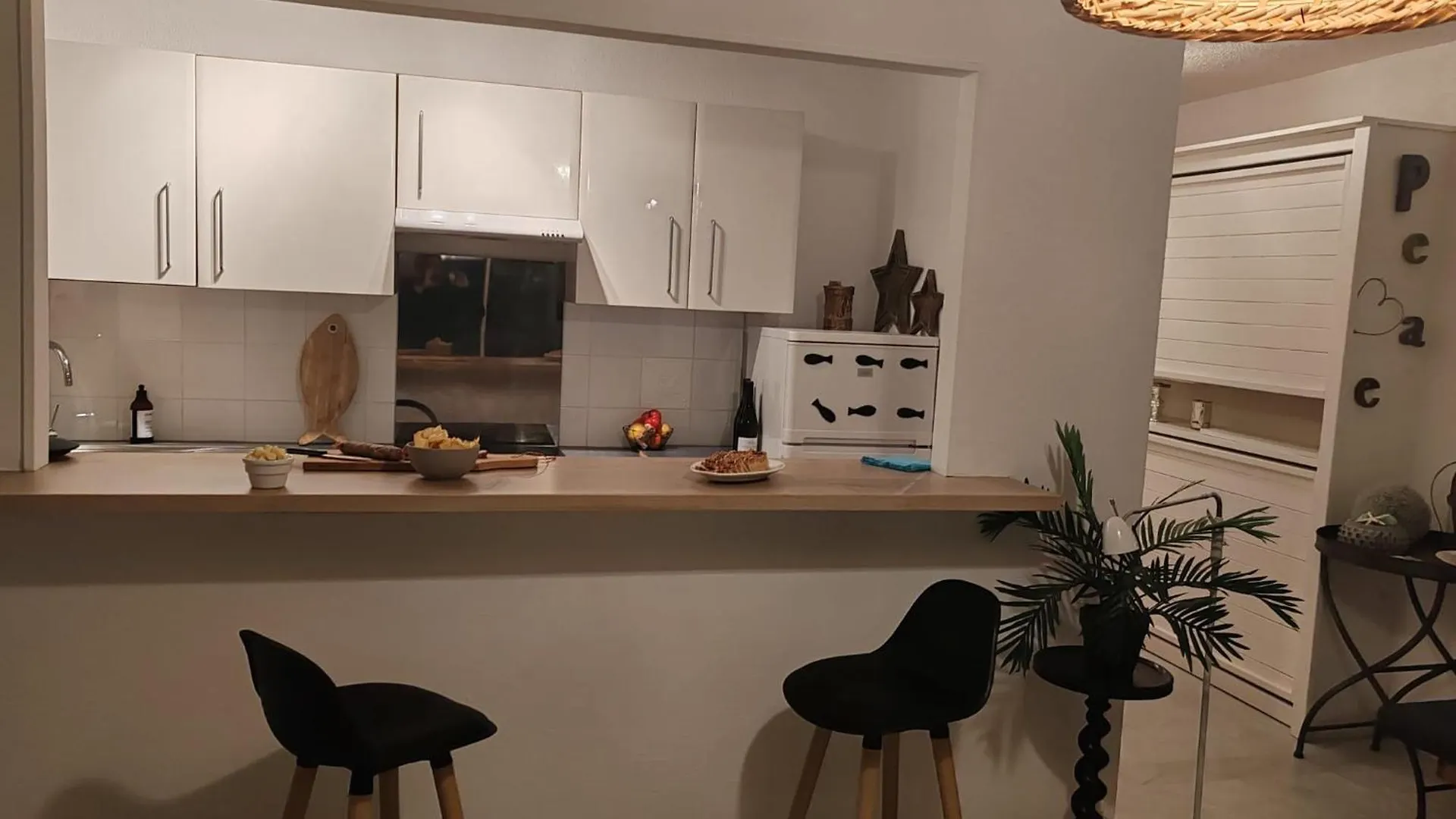 Apartment Studio De Charme Avec Piscine Et Belle Vue Mer Bandol