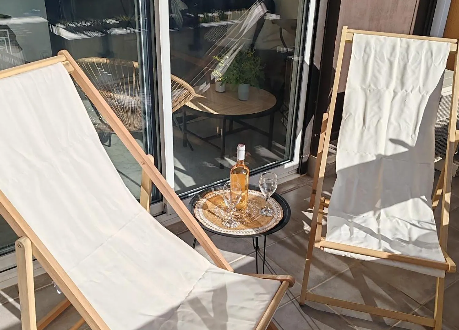 Apartment Studio De Charme Avec Piscine Et Belle Vue Mer Bandol France